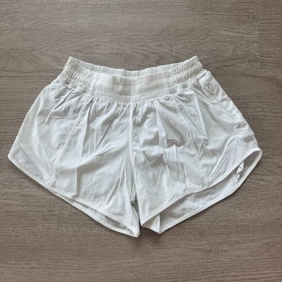 lululemon hotty hot shorts - Picture 1 of 4